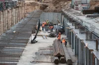 Протяжённость нового участка составит около 6,1 км. На нём запланированы три станции: «Деревня Универсиады», «РКБ» и «Березовая роща». 