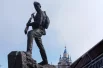 Высота памятника — 15 метров, а вес монумента — 30 тонн.
