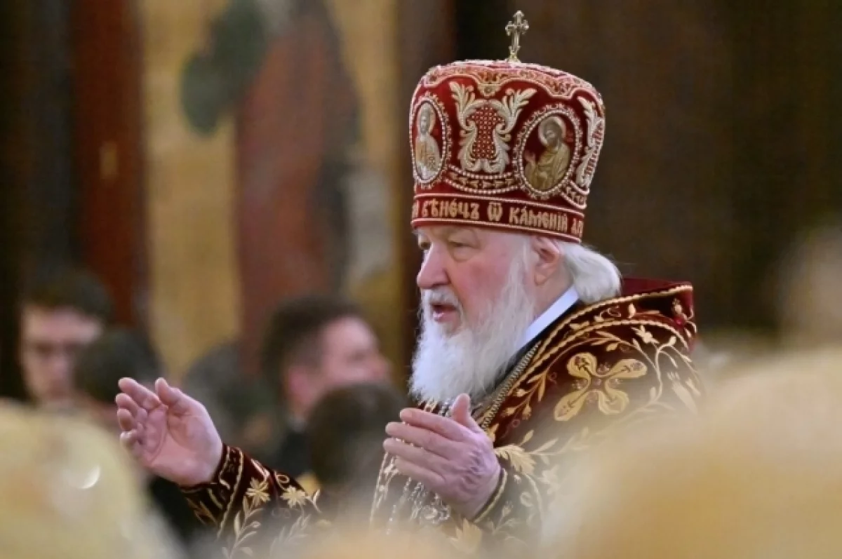 Патриарх Кирилл встретил мощи Дмитрия Донского в храме Христа Спасителя