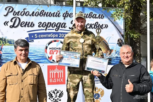 Победитель фестиваля Сергей Баринов.