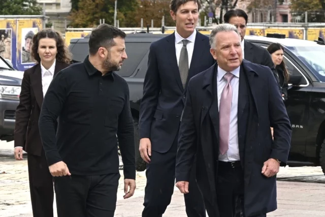 Новый этап переговоров зятя американского лидера Джареда Кушнера с Владимиром Зеленским. Это первый визит Уиткоффа и Кушнера на Украину. 