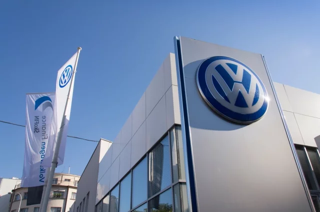 Завод Volkswagen (VW) в Оснабрюке переходит на военные рельсы. 