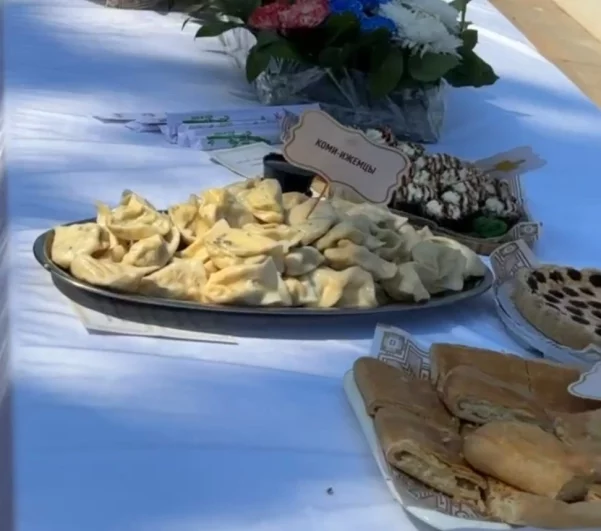 Мясо и тесто, а также курзе и пельмени в самых различных интерпретациях стали гвоздем программы.