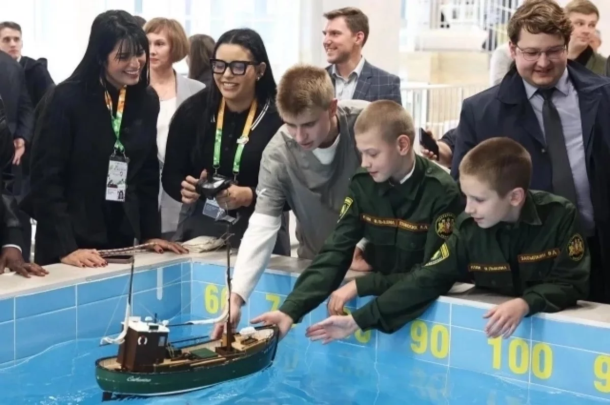 На Урале зарубежным министрам представили судомоделирование