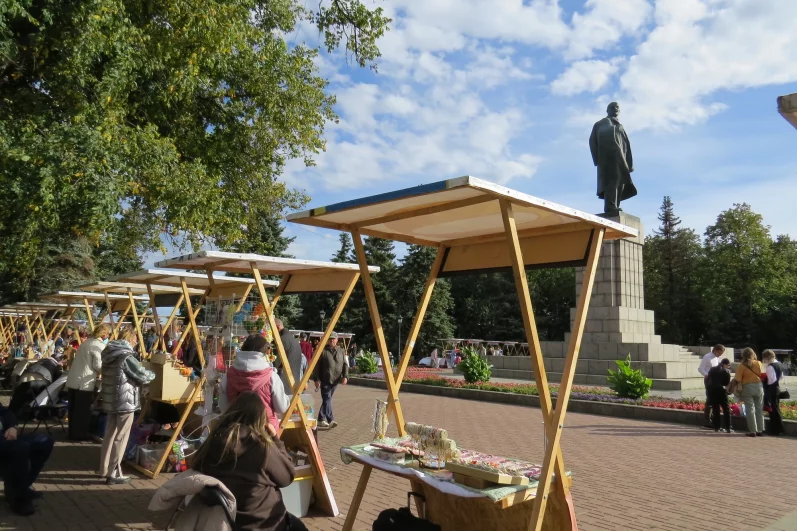 Ярмарка мастеров на новом месте.