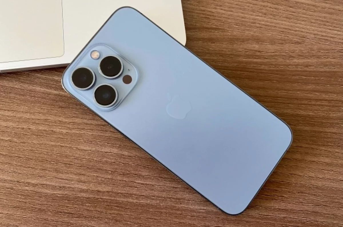Оренбуржец продал женщине поддельный iPhone за 25 тысяч