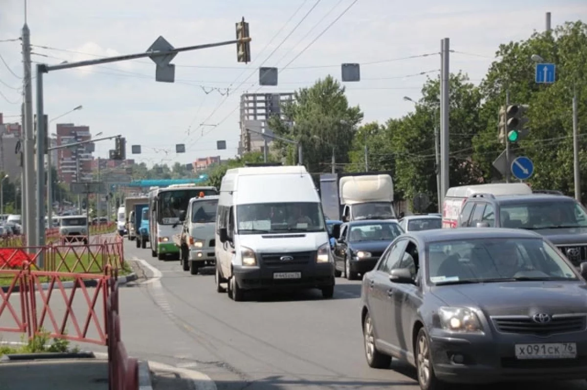 Движение на Московском проспекте в Ярославле восстановлено
