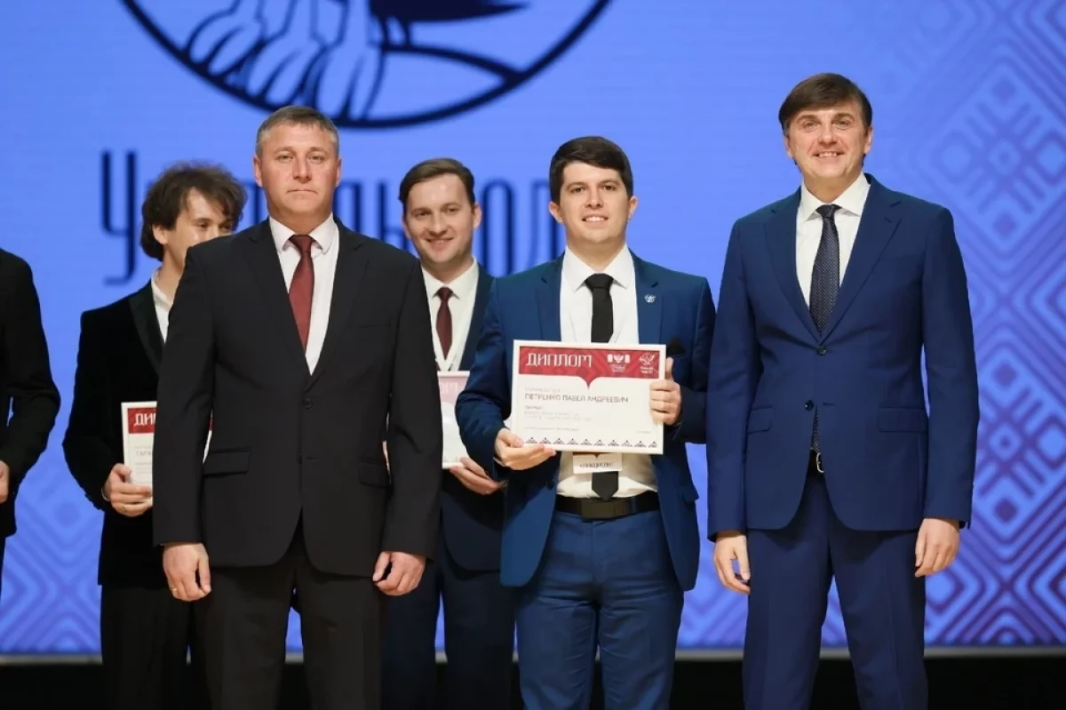Педагог из Оренбурга вошел в число лауреатов конкурса «Учитель года»
