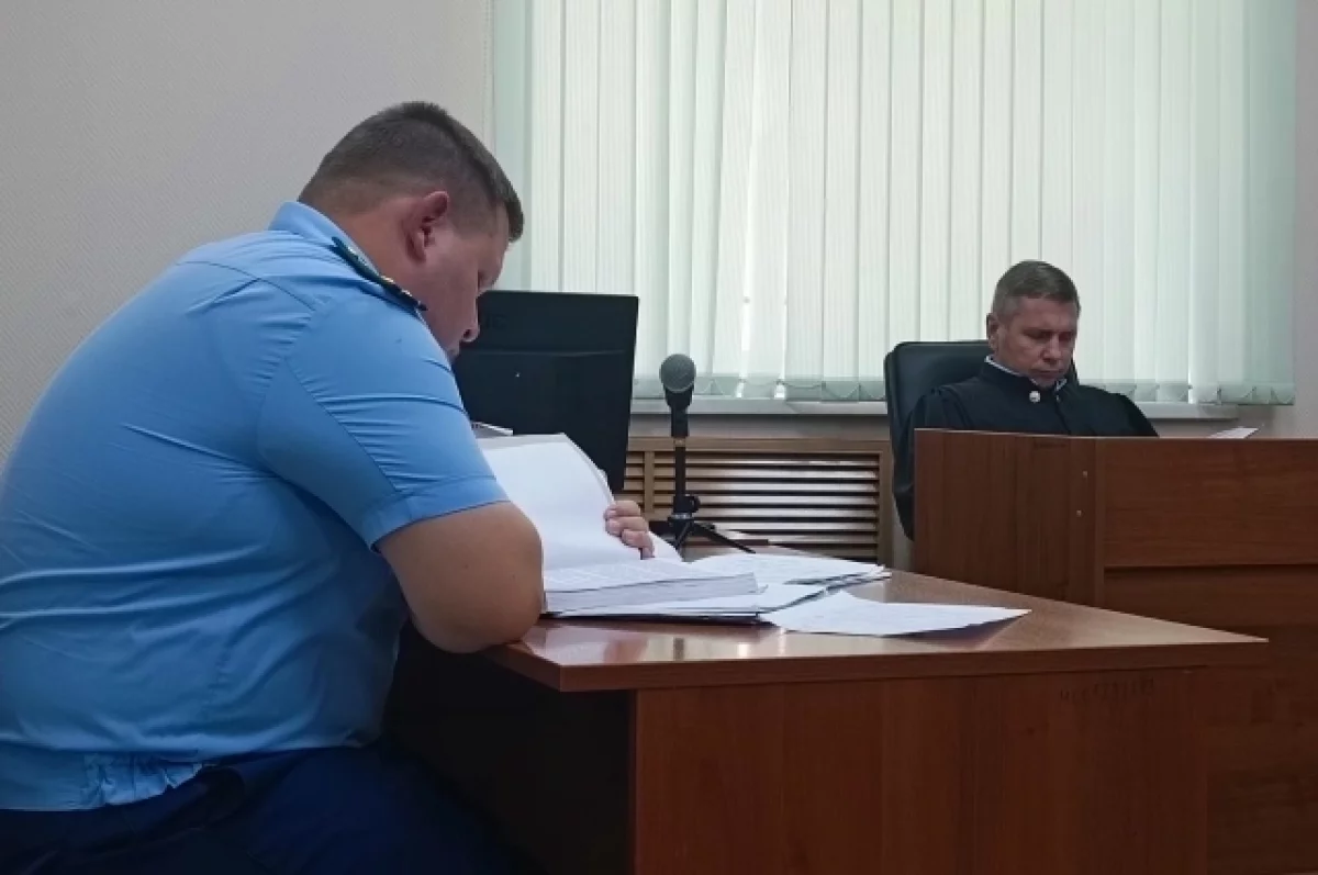 В Перми на суде по делу девушки на заборе огласили результат дактилоскопии