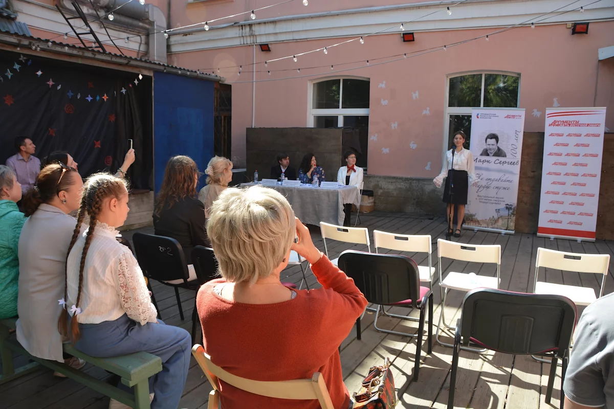 Конкурс чтецов стихов Марка Сергеева прошёл в Иркутске