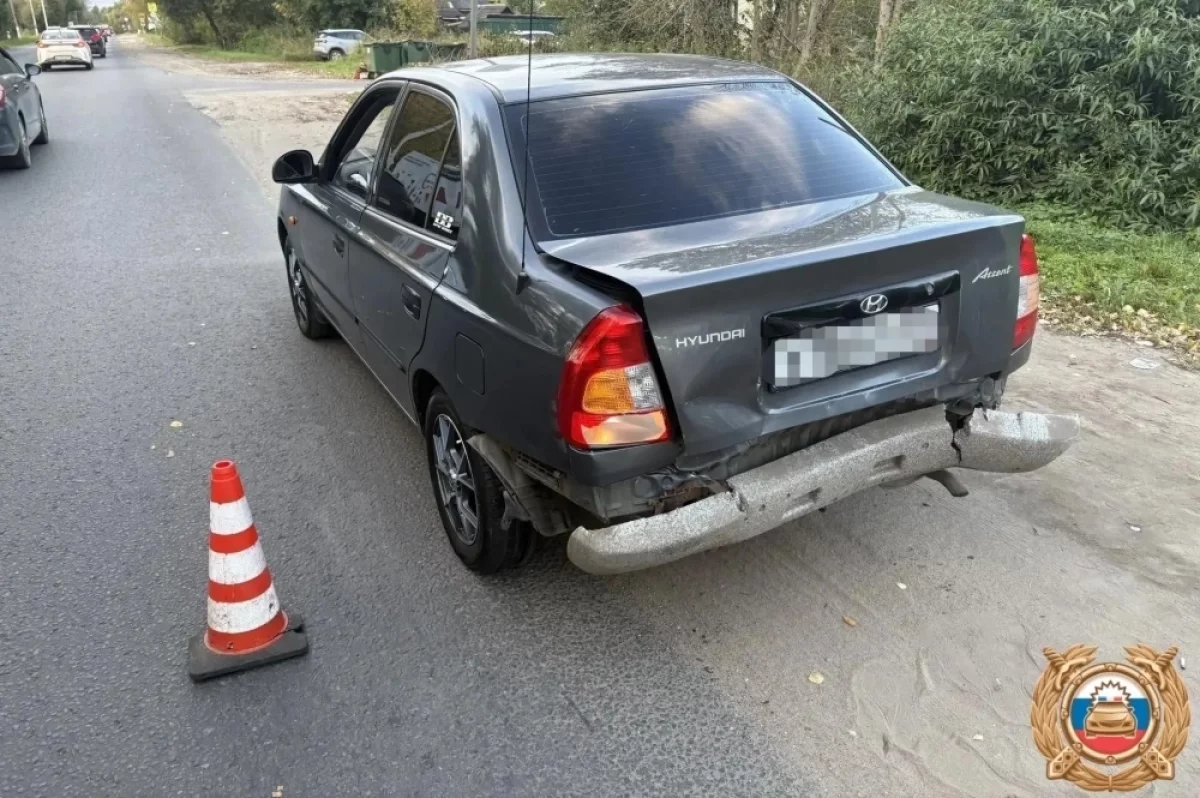 В Твери водитель Volkswagen спровоцировал аварию и скрылся