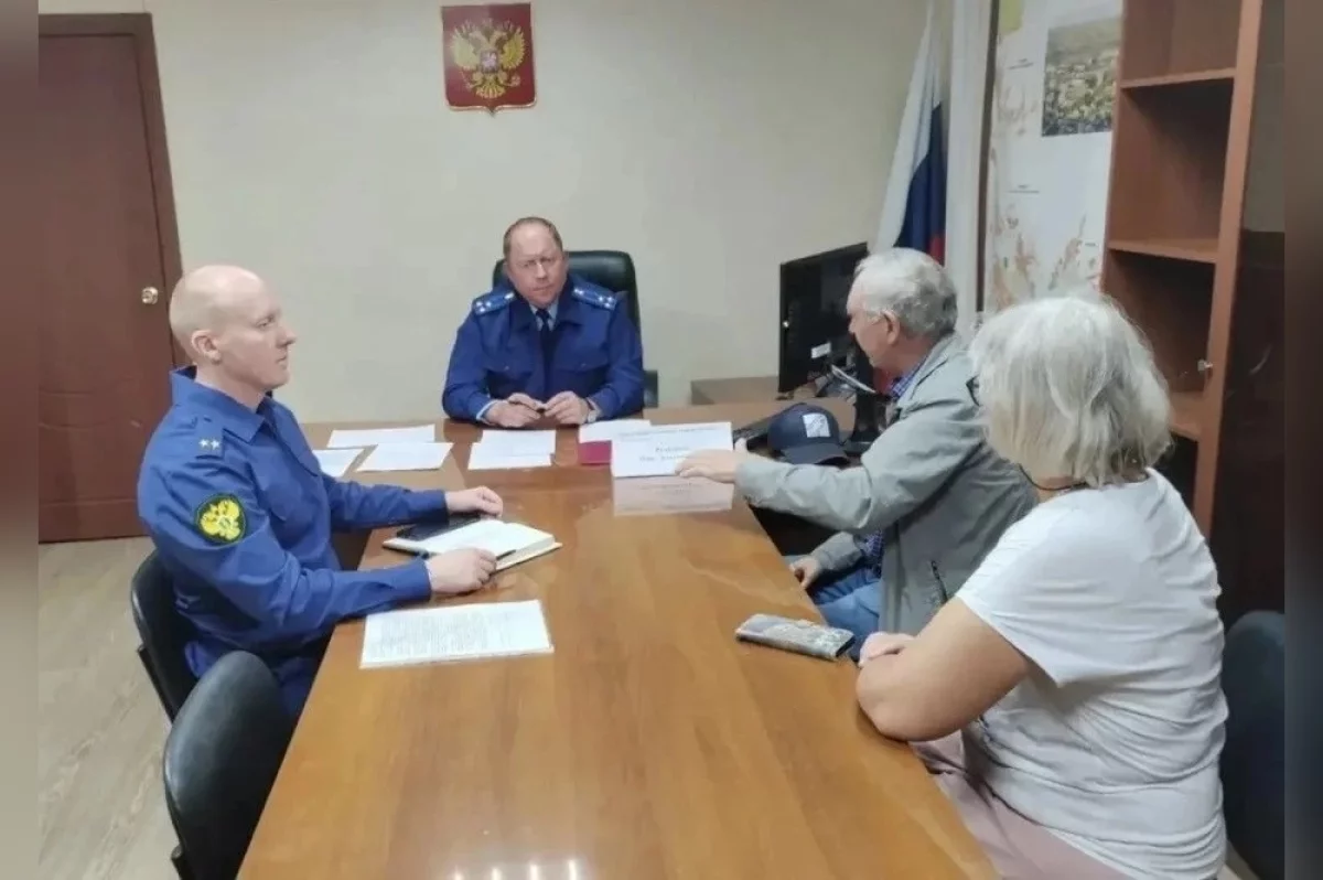 12 медногорцев обратились к первому зампрокурора Оренбуржья во время приёма
