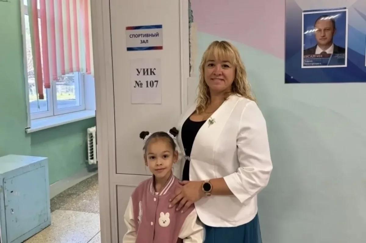 Участницы «Женского движения» проголосовали вместе с детьми