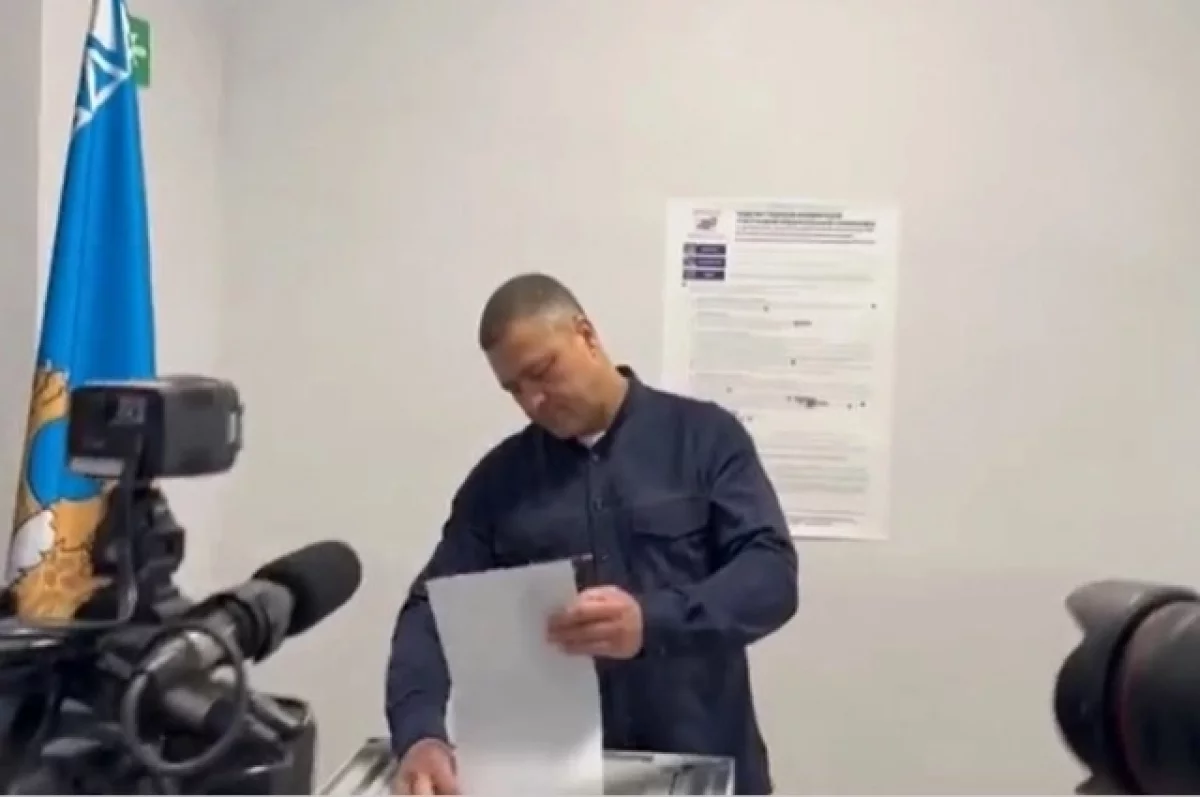 Псковский губернатор Михаил Ведерников проголосовал на выборах в Пскове