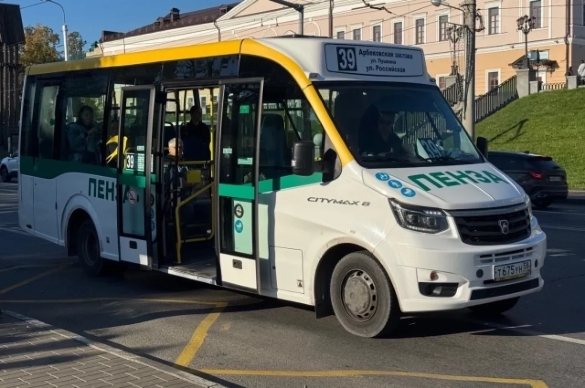 14 новых автобусов среднего класса вышли на маршрут № 39 в Пензе