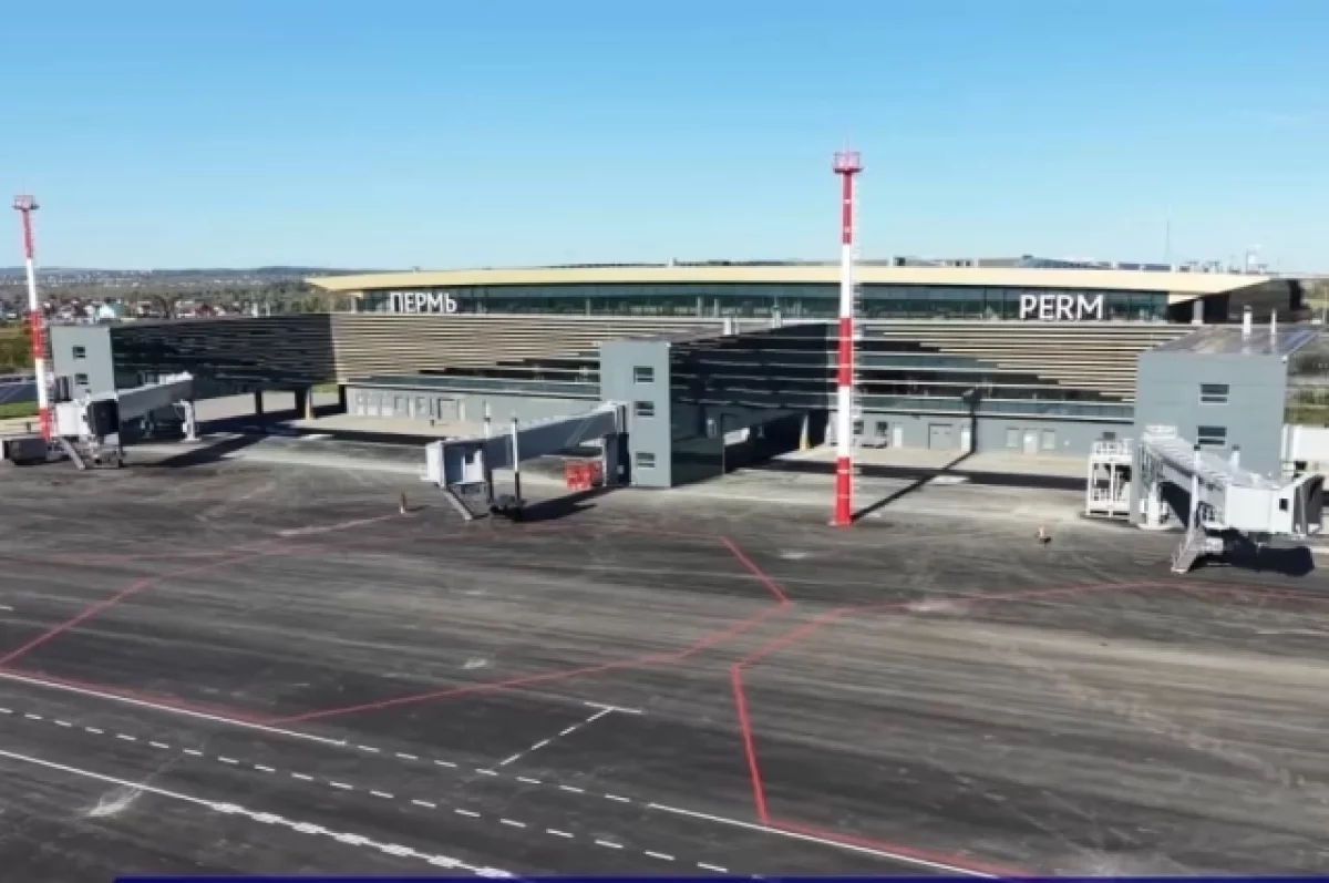 В пермском аэропорту Большое Савино готовят к запуску телескопические трапы