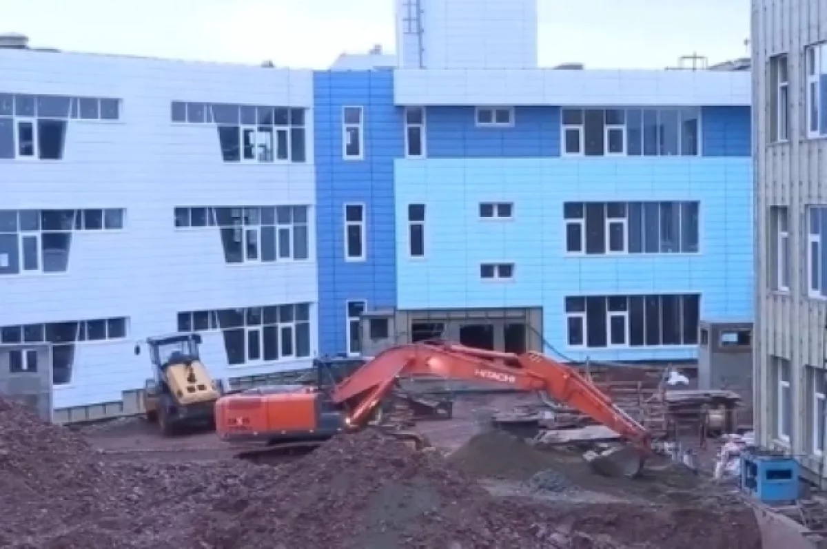 На завершение строительства школы в Братске направят свыше 1,8 миллиарда