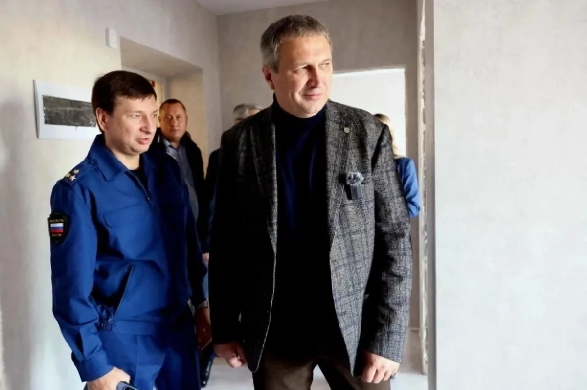 Иван Носков осмотрел квартиры, купленные администрацией Самары для сирот