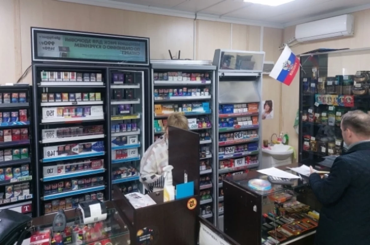 Больше 4 тысяч волгоградских торговых точек лицензируют на продажу сигарет