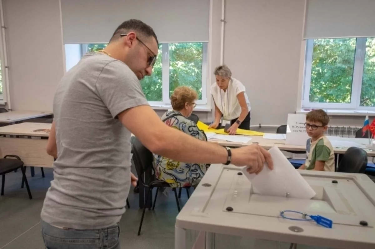 Второй день голосования проводят в Тульской области