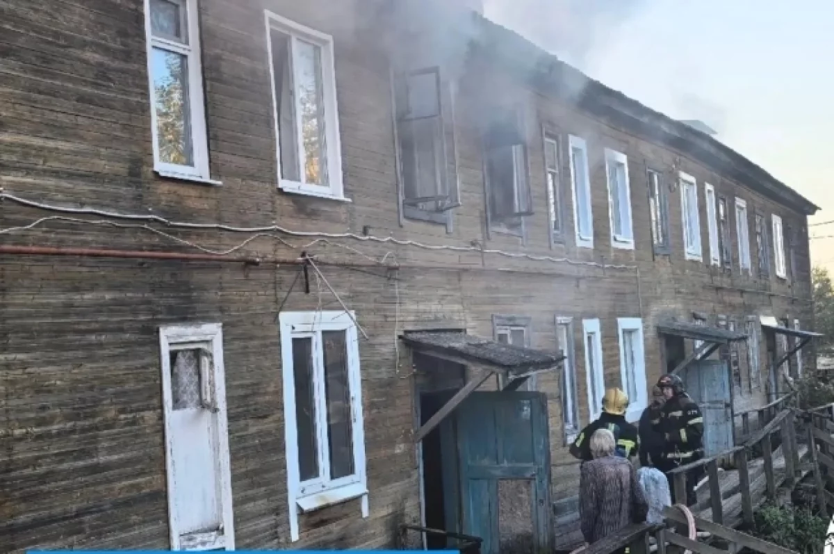СК начал проверку после гибели двух человек на пожаре под Сыктывкаром