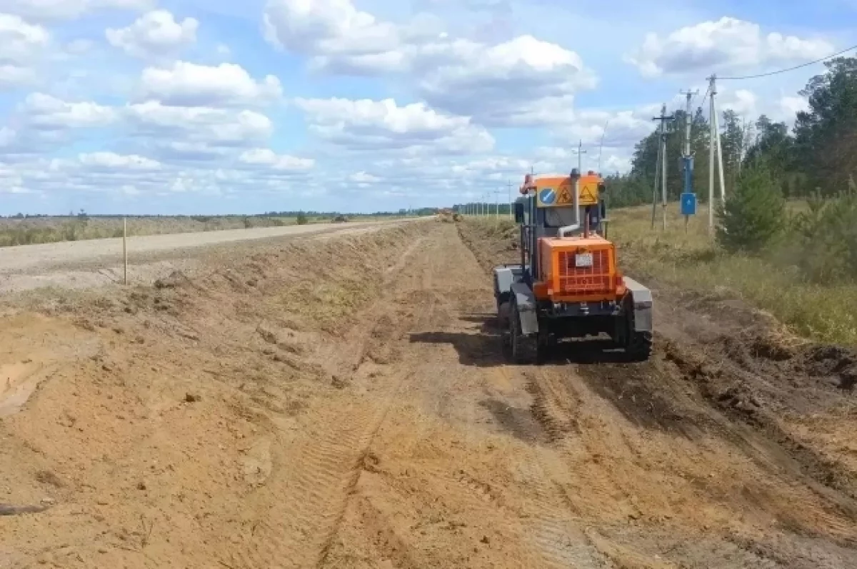 На Алтае реконструируют дорогу к границе с Казахстаном