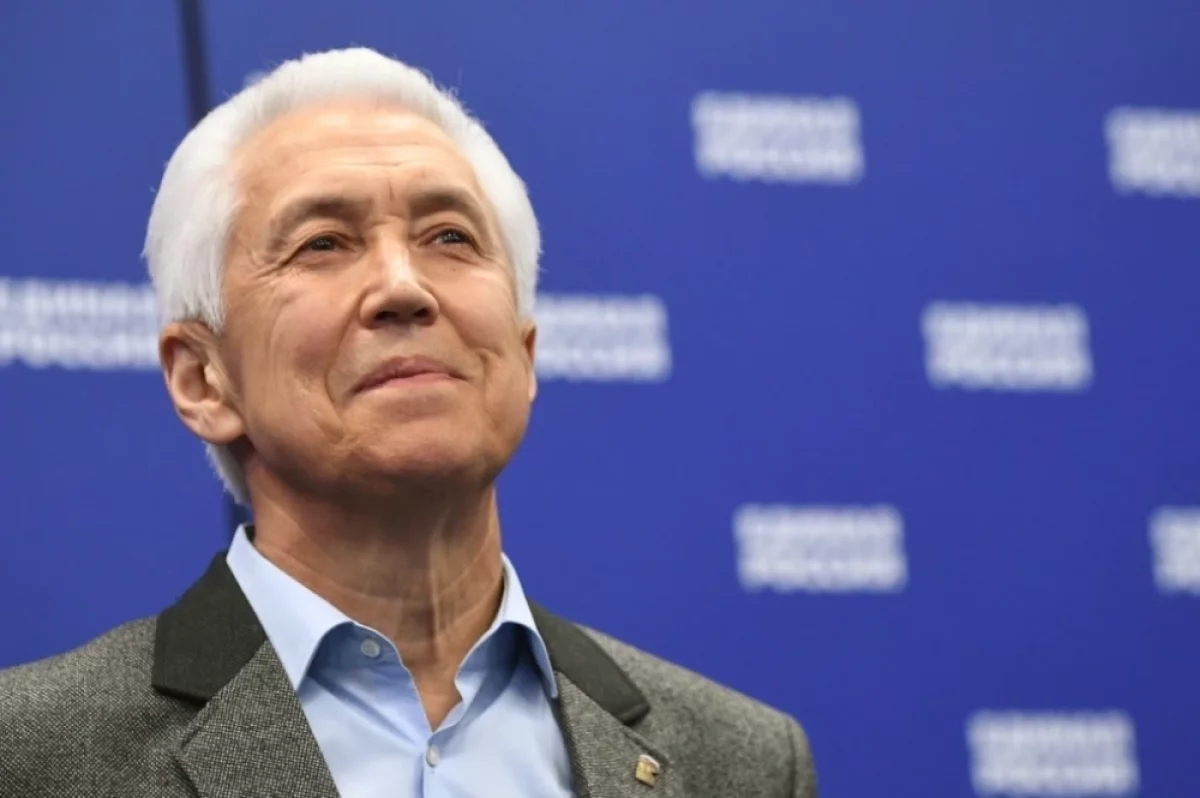 Владимир Васильев поблагодарил поблагодарил избирателей за поддержку партии