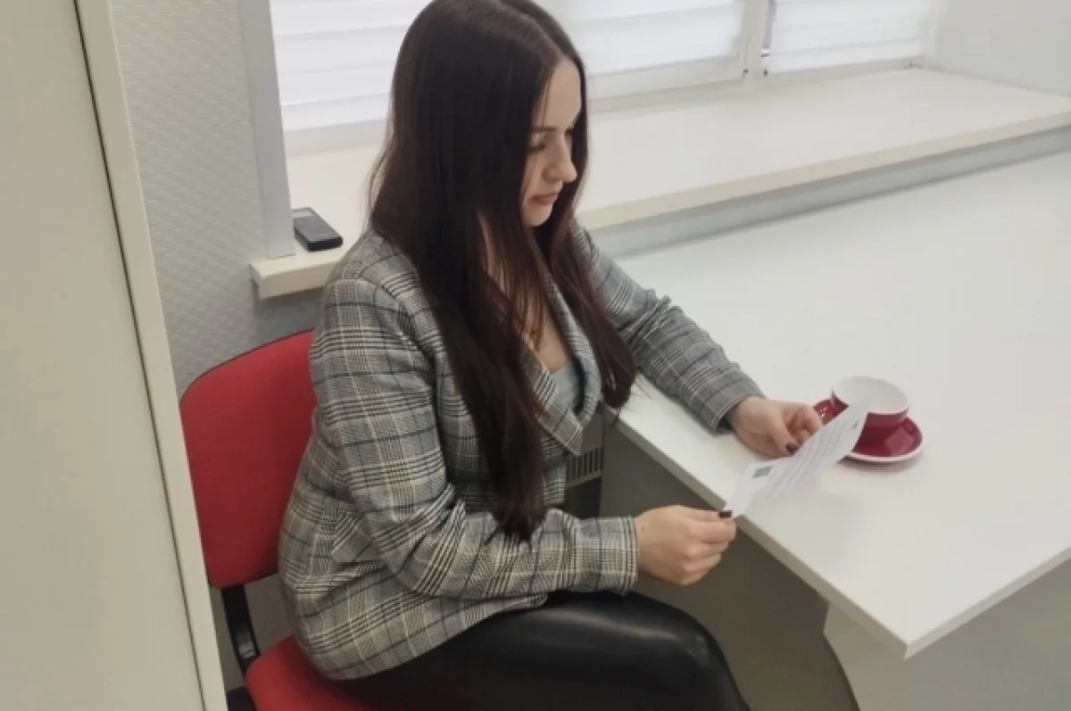 Отзывчивая девушка хотела выручить начальницу, но «помогла» мошенникам