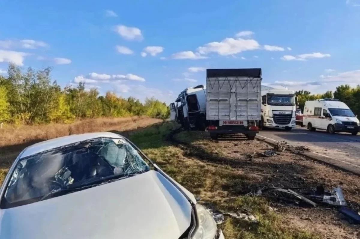 Молодой человек умер по дороге в больницу после ДТП в Воронежской области