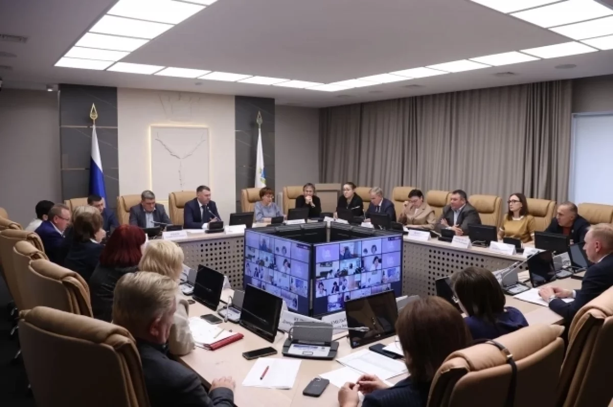 Депутатов обеспокоил отток средств ТФОМС области в другие регионы