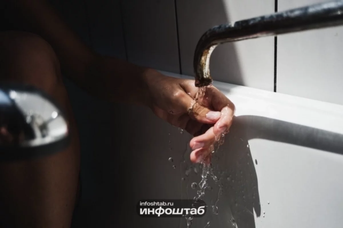 Трусовскую сторону Астрахани оставят без холодной воды почти на сутки