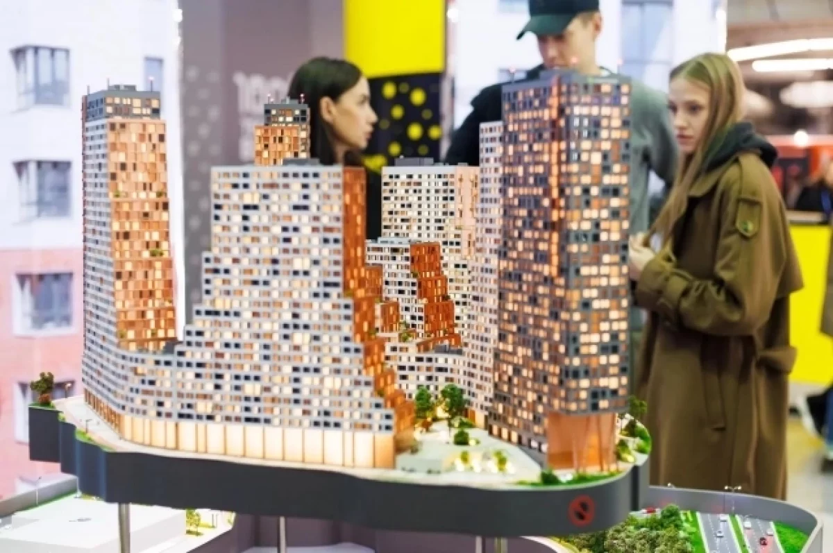 Тысяча спикеров выступят на сессиях форума 100+ TechnoBuild в Екатеринбурге