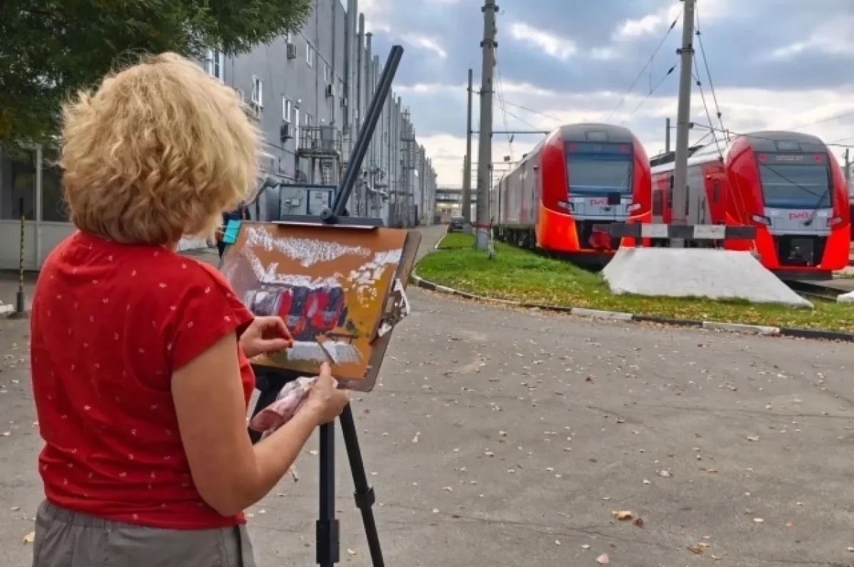 Пленэр для нижегородских художников организовали на железной дороге