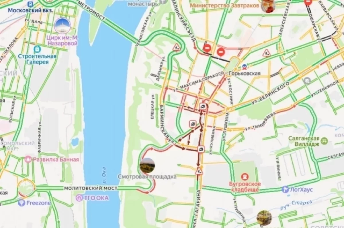 Пробки сковали центр Нижнего Новгорода 24 сентября