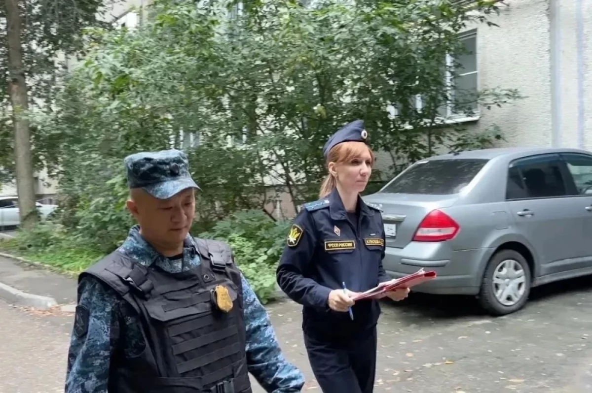 Саратовские приставы посетили должников за тепло и ГВС