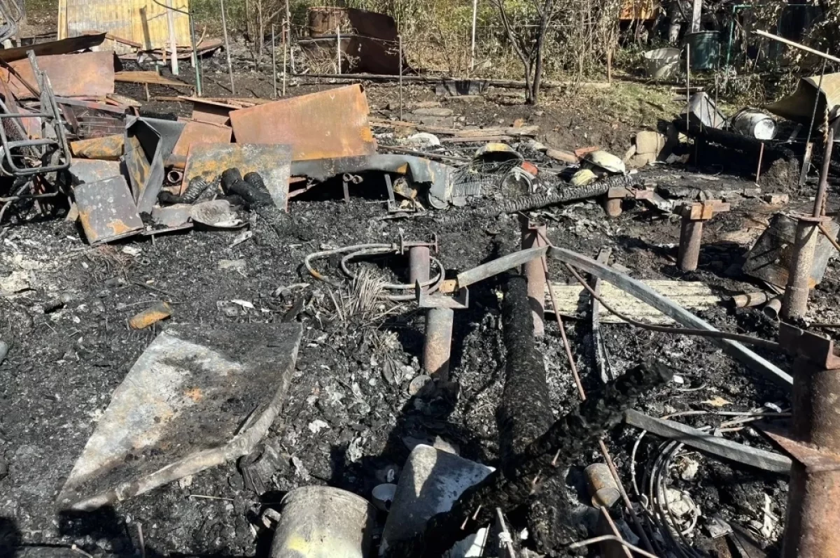 Три человека погибли при пожаре в частном доме под Пермью