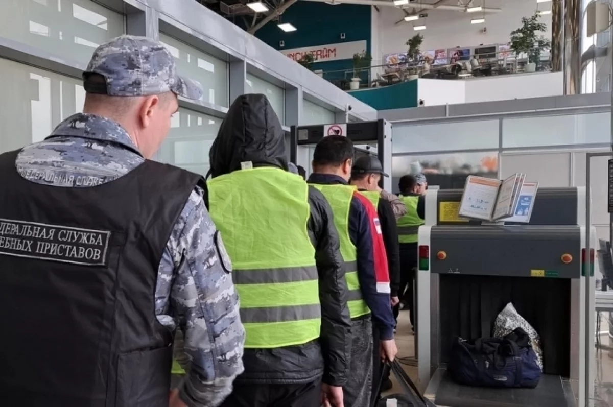 В Самаре начнут действовать новые правила контроля доходов мигрантов