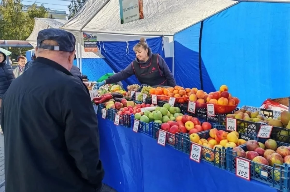 Барнаульцы на субботней ярмарке купили продуктов на 17,5 млн рублей