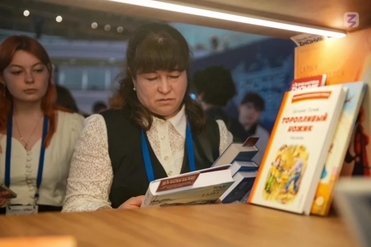 Свердловчане примут участие в конкурсе школьных педагогов-библиотекарей