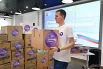 Колонна гуманитарной помощи готовится к отправке из флагманского штаба «Москва помогает». Более 10 тонн груза уйдут в Луганскую и Донецкую Народные Республики.