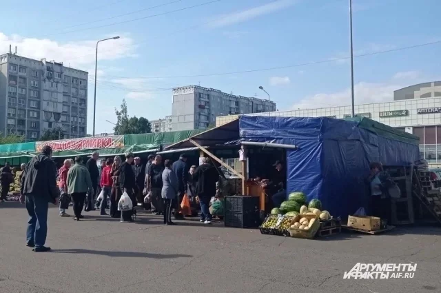 Особенно подешевел картофель: в августе он стоил под 80 руб./кг, а в конце сентября – 47 руб. А на рынке можно найти и за 25 рублей.