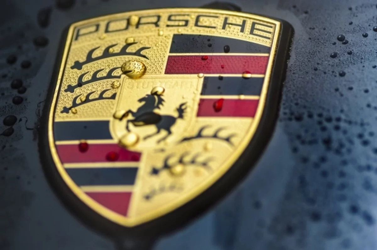 В Твери задержали водителя Porsche, избившего жильца за замечание