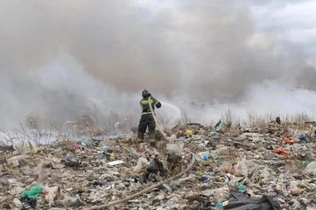 Пожаров мусора из-за непогашенной золы стало больше в Забайкалье