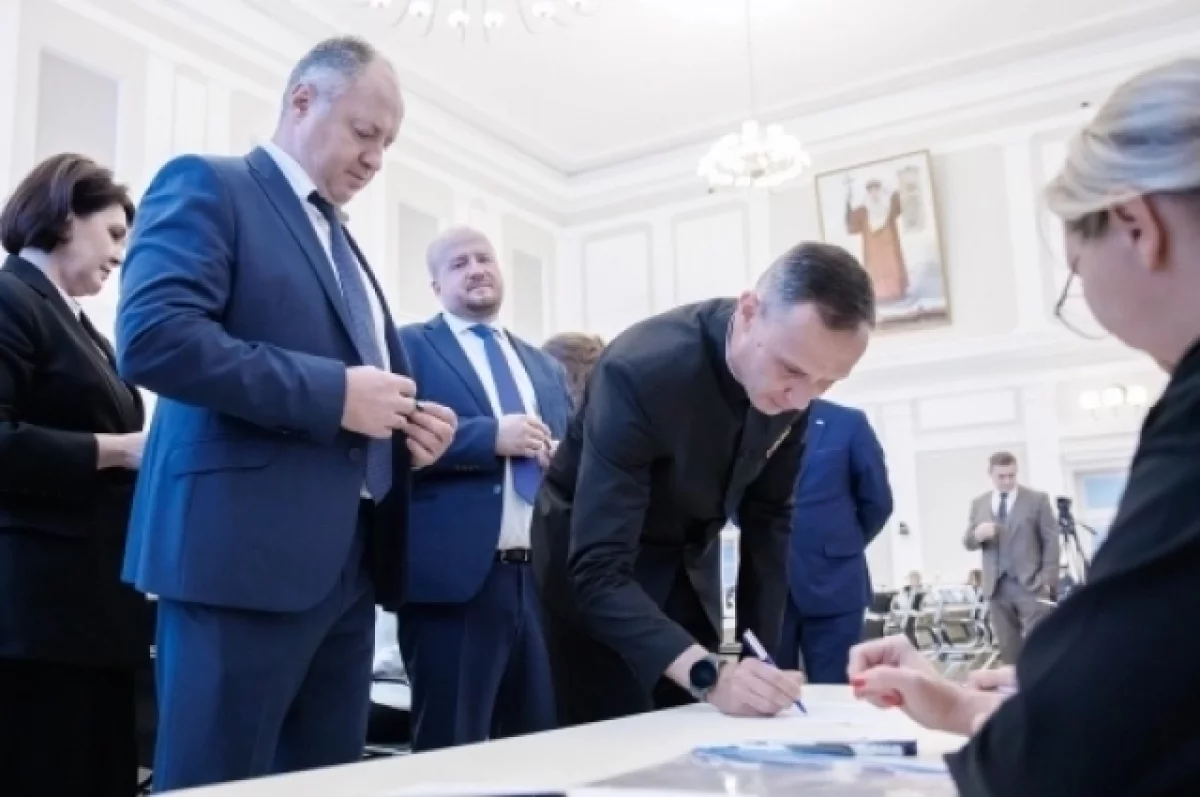 В Заксобрании Псковской области распределили посты