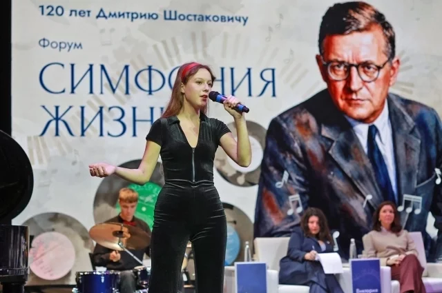 На форуме выступали совсем молодые таланты, которым очень нужна поддержка.