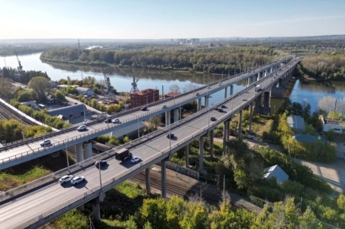 На Затонском мосту в Уфе на месяц ограничат движение грузовиков