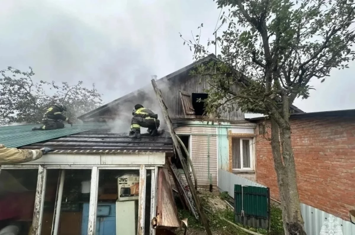 В Тульской области за сутки потушили три пожара, погиб человек