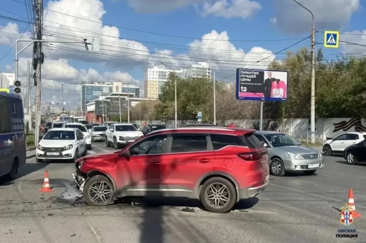 Мотоциклист погиб в ДТП на перекрёстке Жукова-Лермонтова в Омске