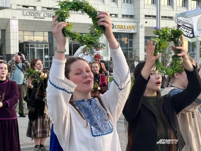 Танец с венками. 