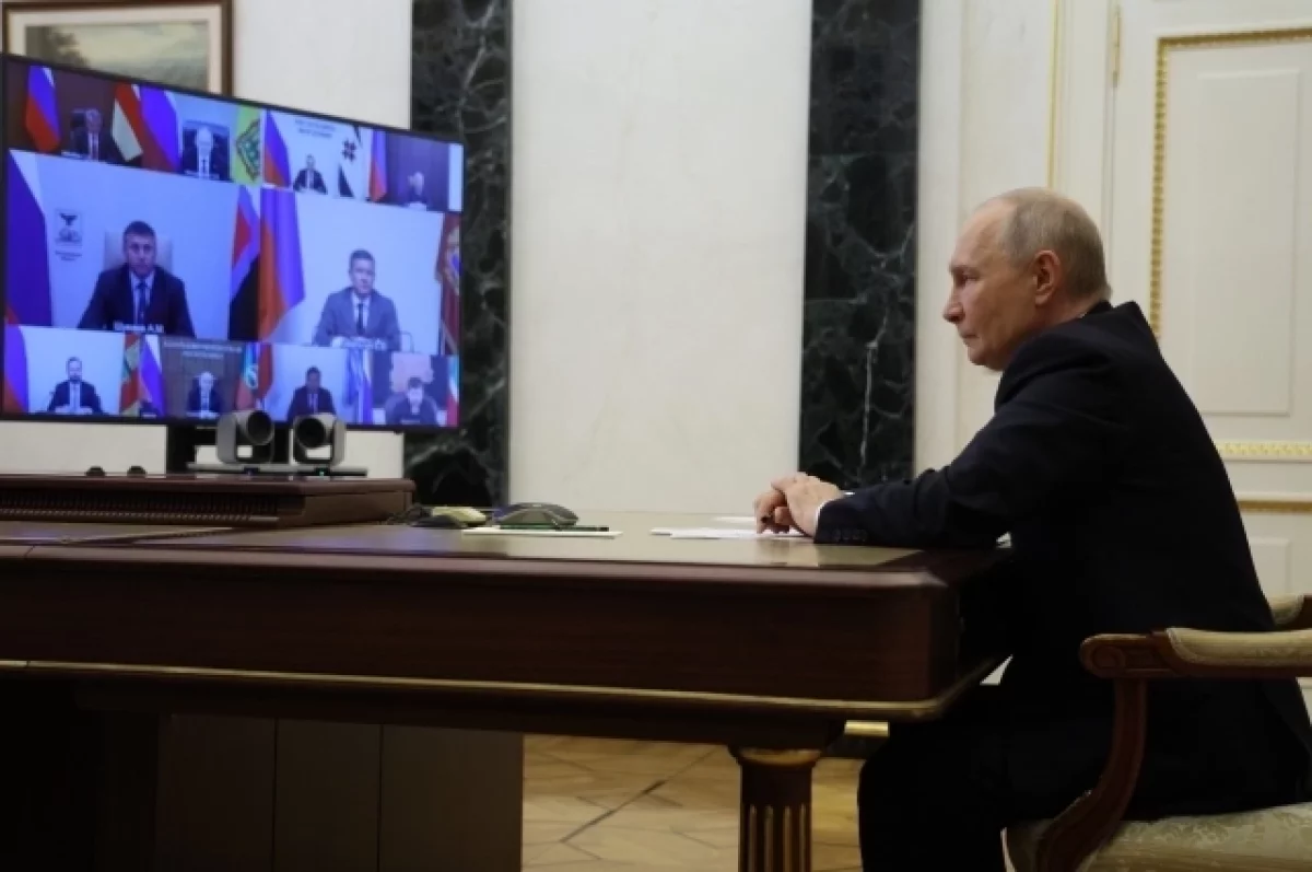 Ковальчук принял участие во встрече Путина с избранными главами регионов
